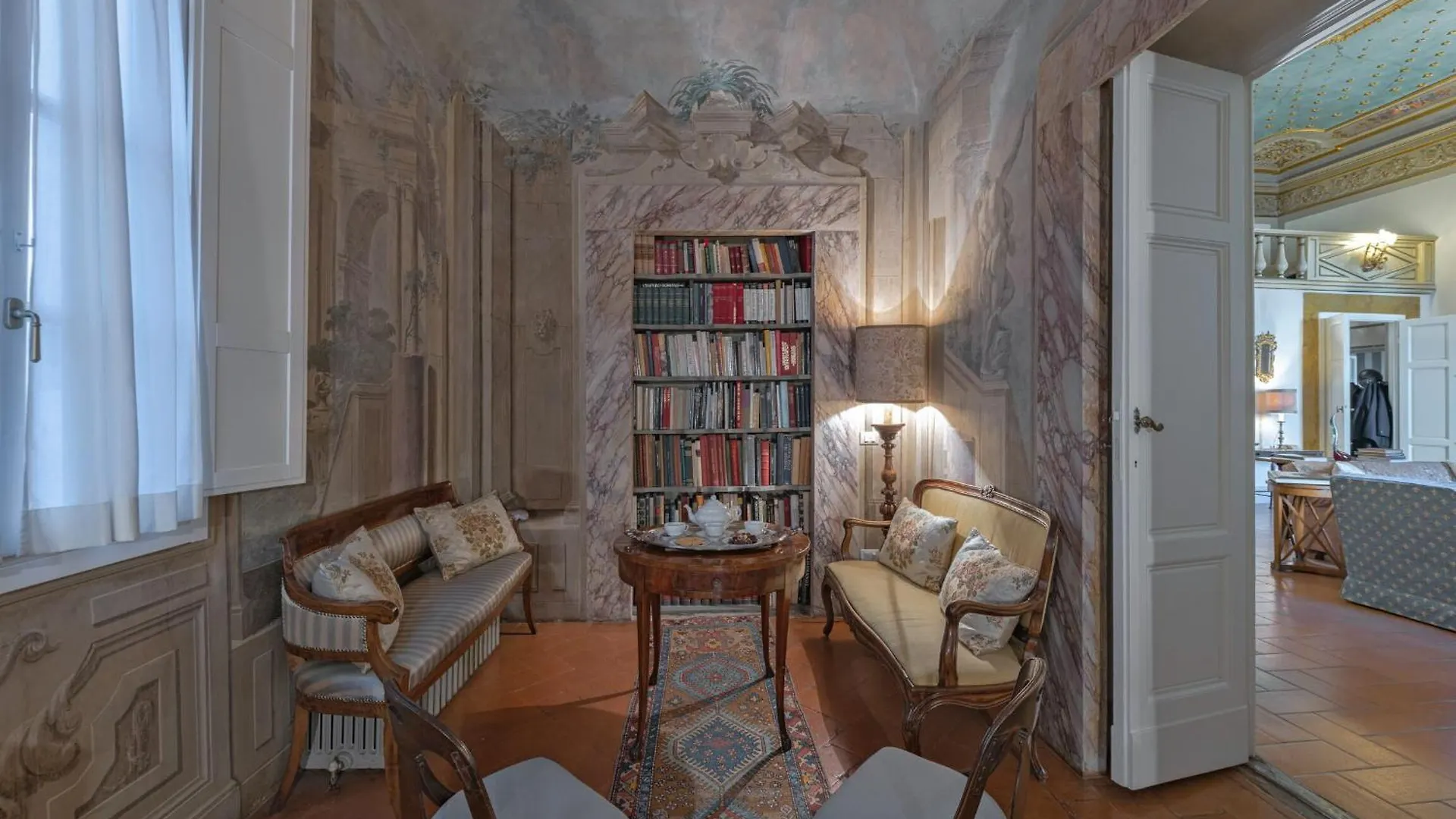 Ares Apartment Florence Italy
