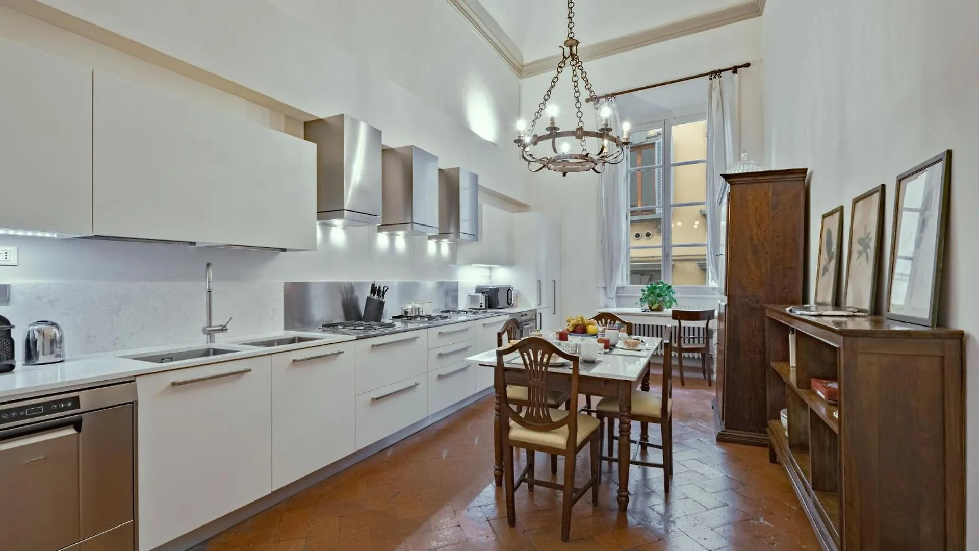 Ares Apartment Florence